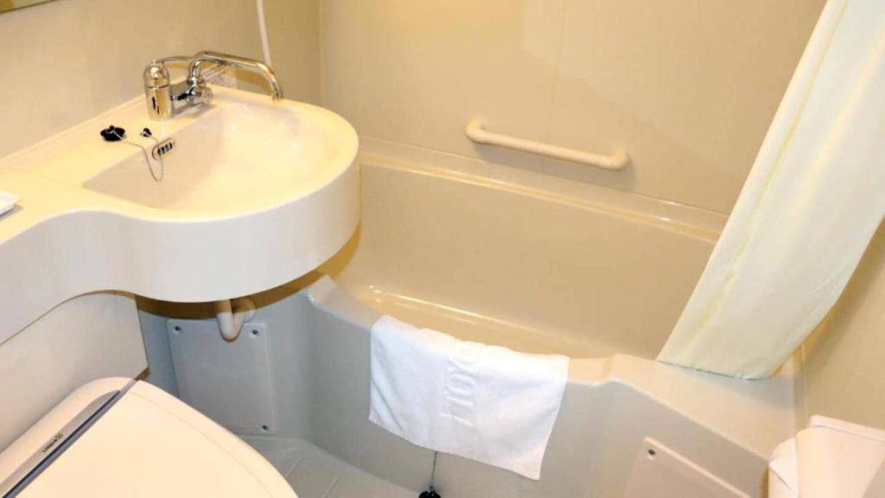 Toyoko Inn Marugame Ekimae Buitenkant foto