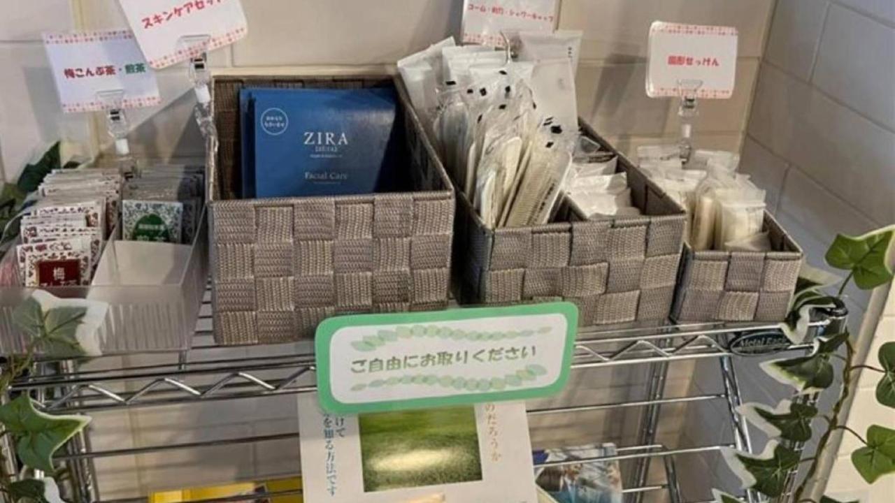 Toyoko Inn Marugame Ekimae Buitenkant foto