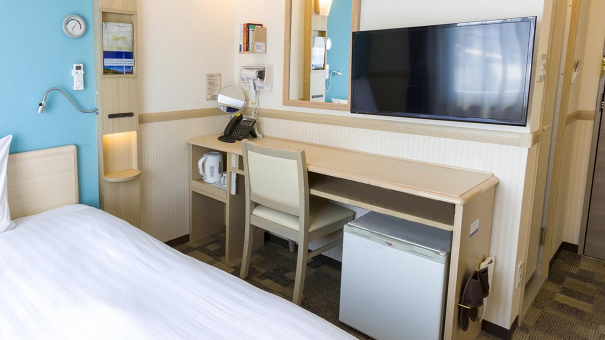Toyoko Inn Marugame Ekimae Buitenkant foto